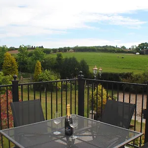 Upside Down House: Quirky Retreat Near Sherwood Forest Nottingham